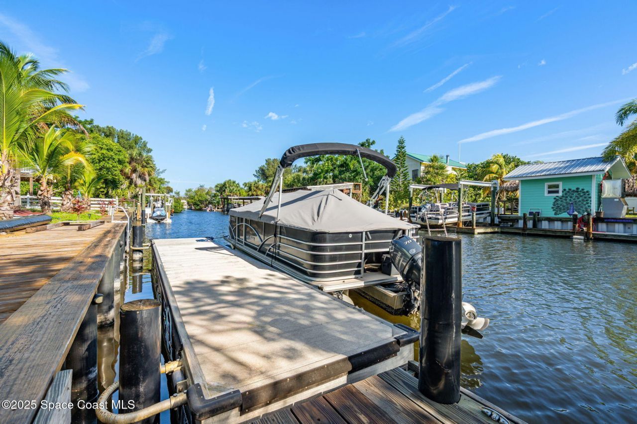 42 Vip Island Unit A, Grant-valkaria, FL 32949 Photo