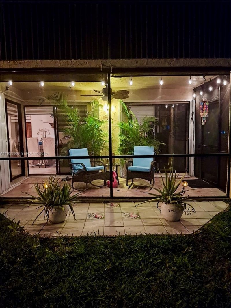 1190 Washington Cir, Unit 1190K, Homestead, FL 33034 Photo