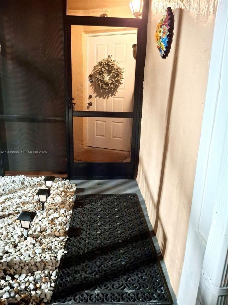 1190 Washington Cir, Unit 1190K, Homestead, FL 33034 Photo