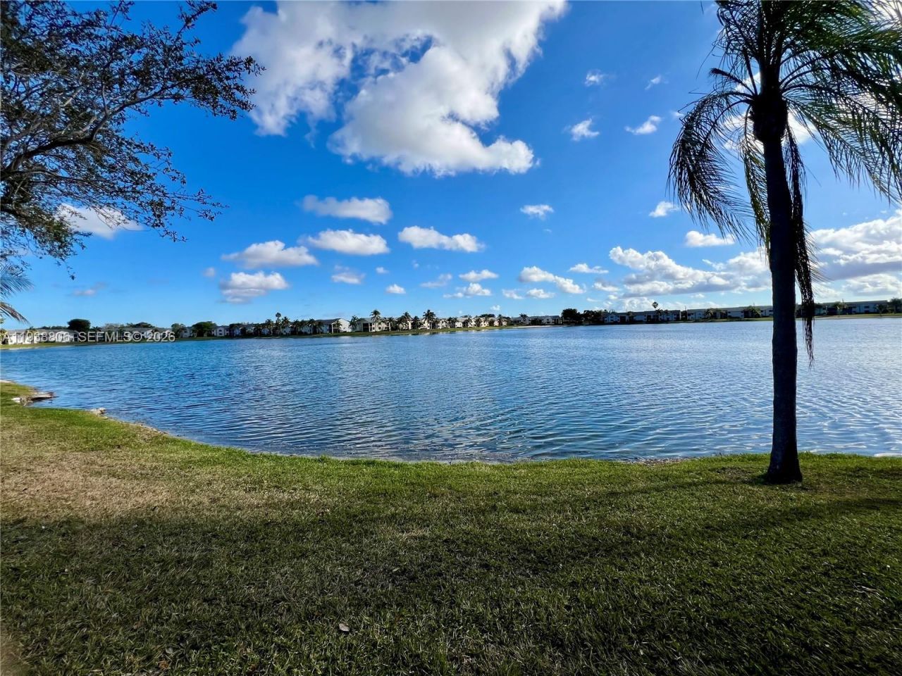 1190 Washington Cir, Unit 1190K, Homestead, FL 33034 Photo