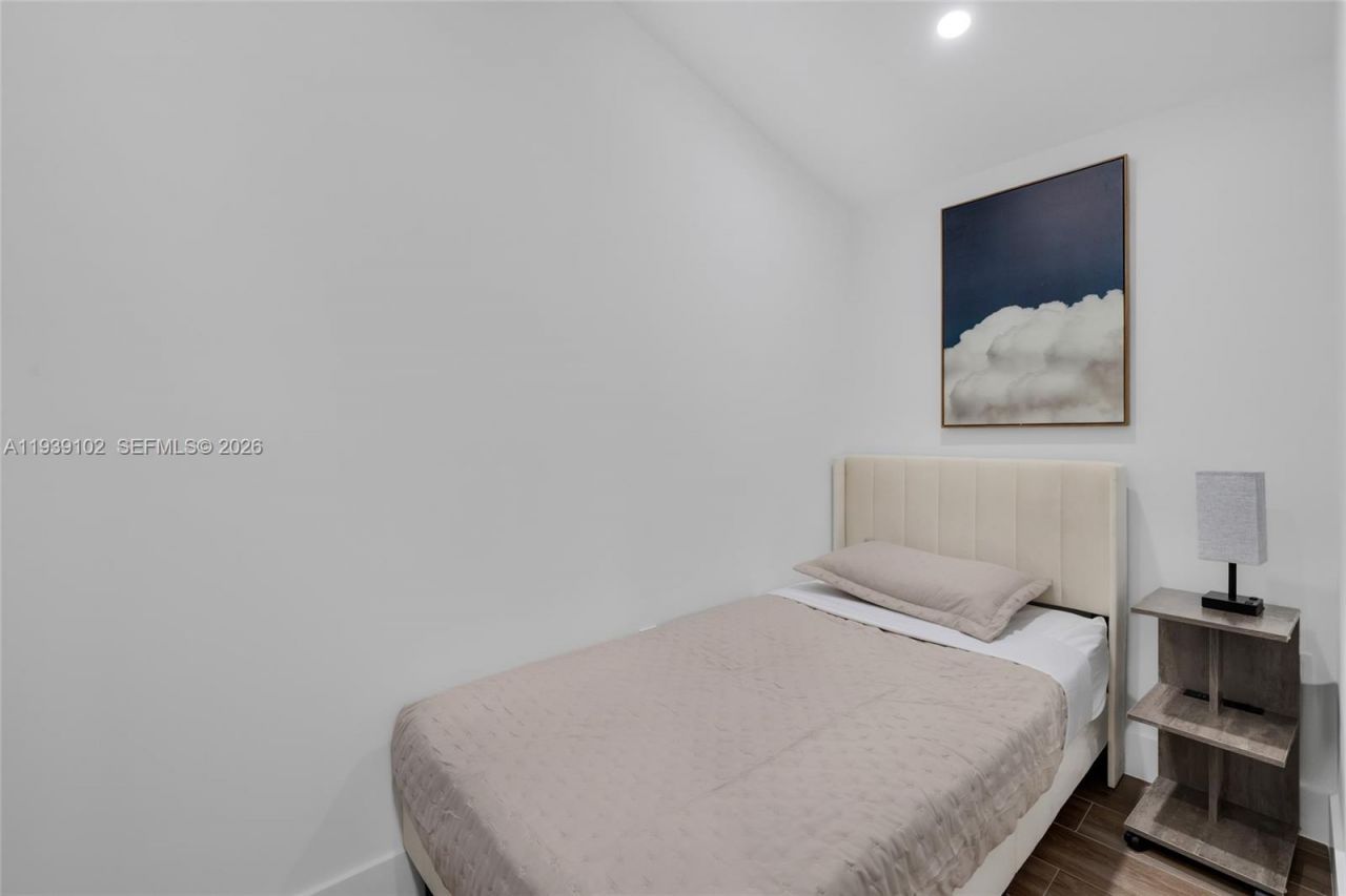 121 NW 53rd St, Miami, FL 33127 Photo