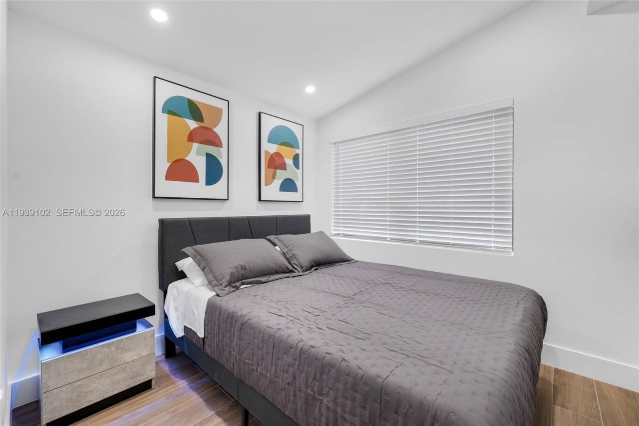 121 NW 53rd St, Miami, FL 33127 Photo