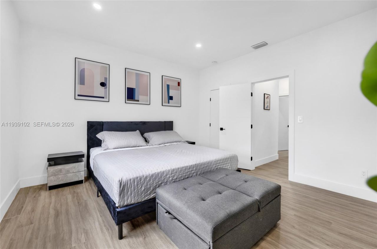 121 NW 53rd St, Miami, FL 33127 Photo