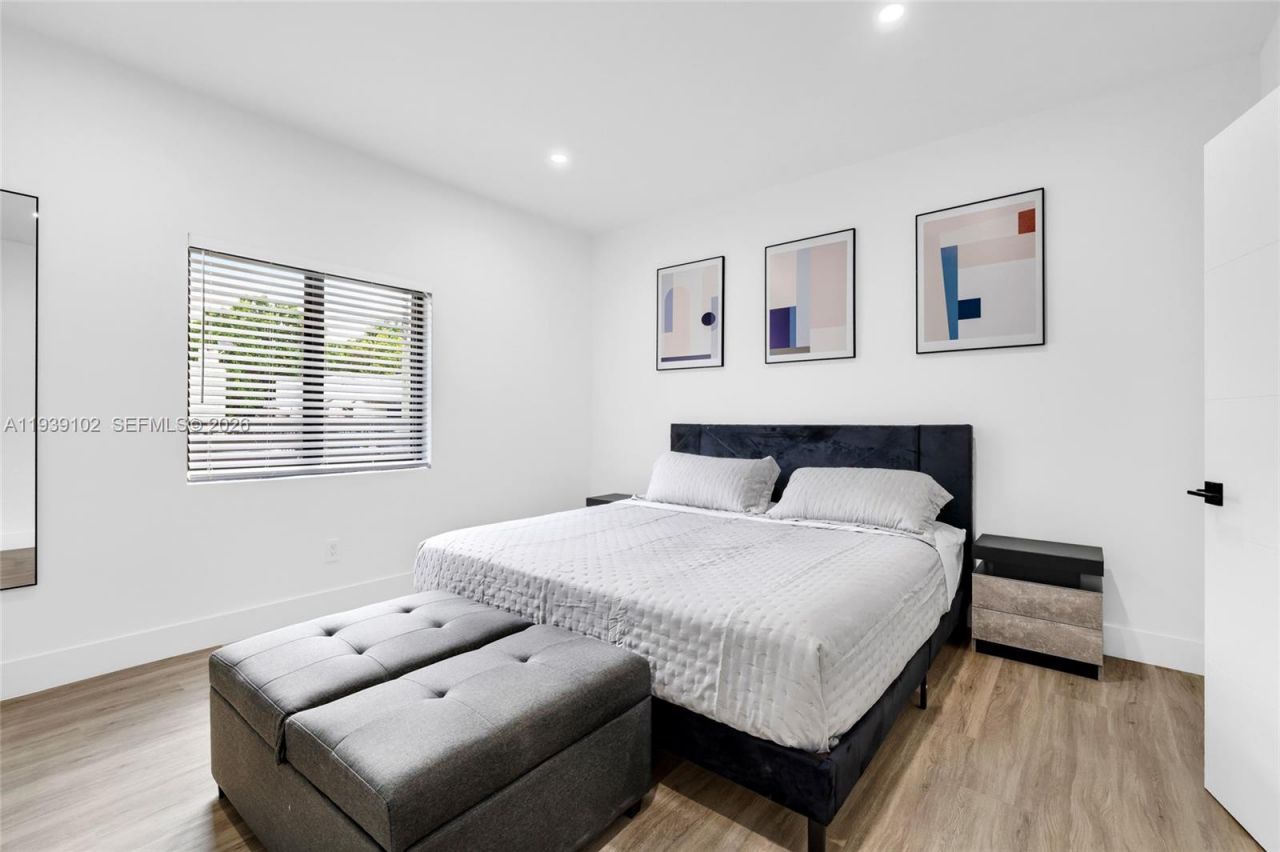 121 NW 53rd St, Miami, FL 33127 Photo