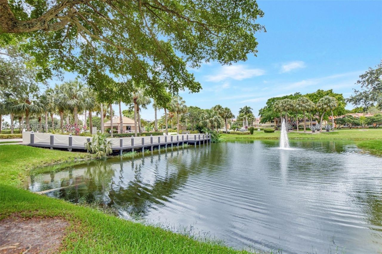 5901 Camino Del Sol , Unit 207, Boca Raton, FL 33433 Photo