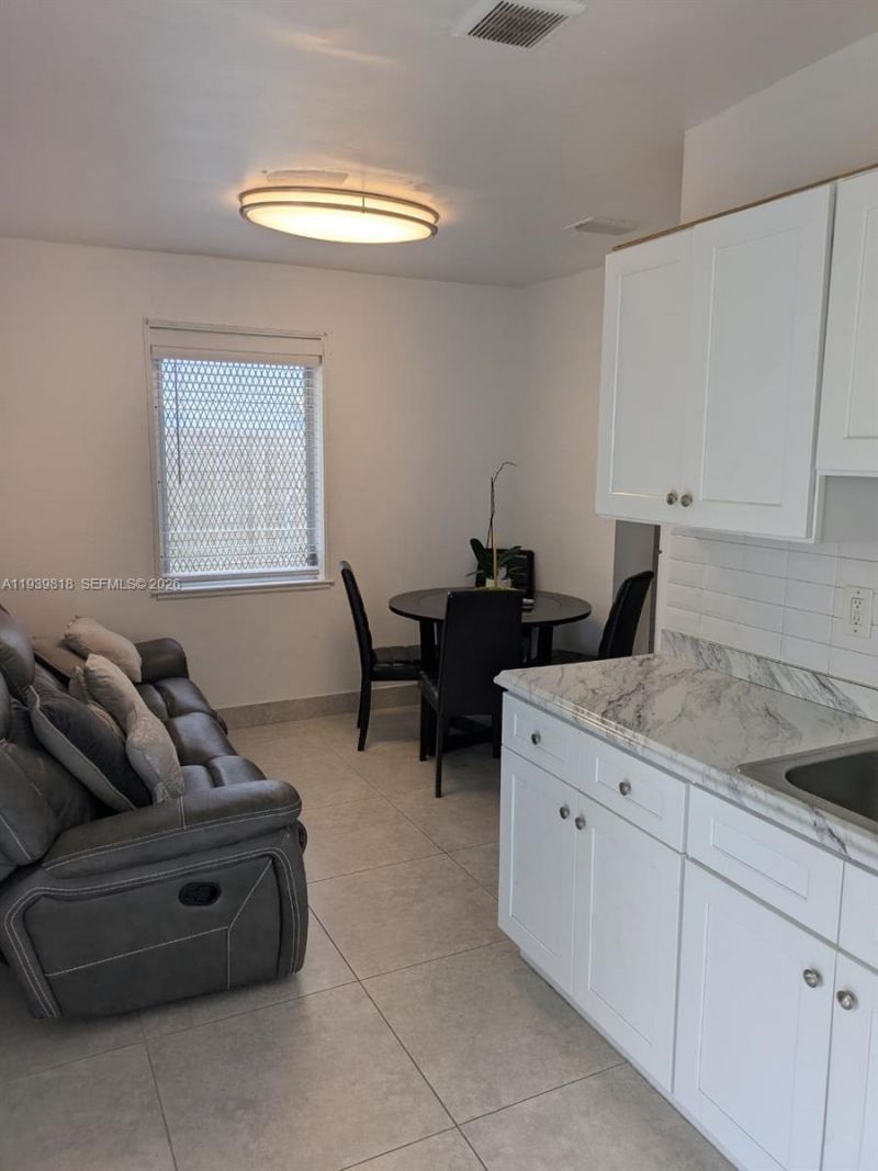 2116 Monroe Ter, Hollywood, FL 33020 Photo