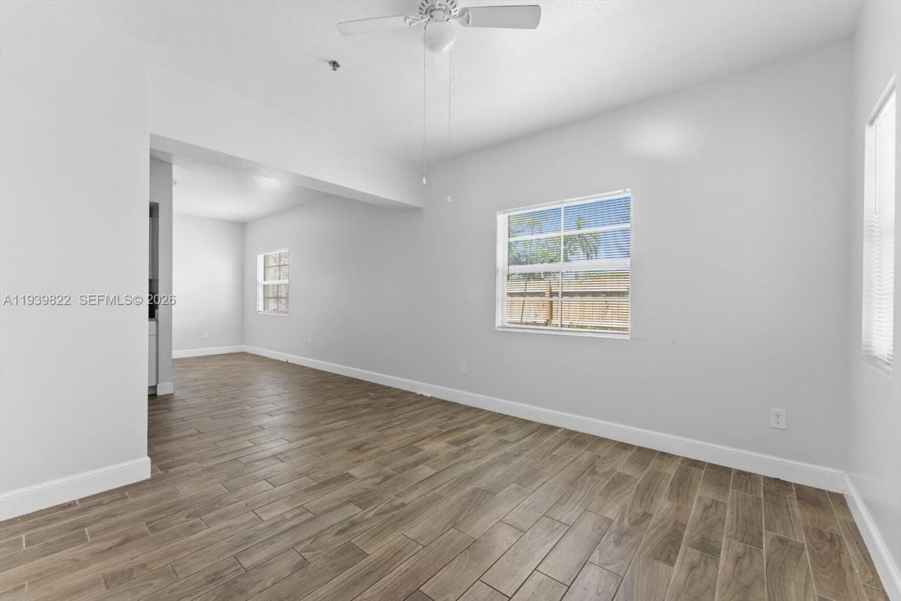 56 W 12th St, Riviera Beach, FL 33404 Photo