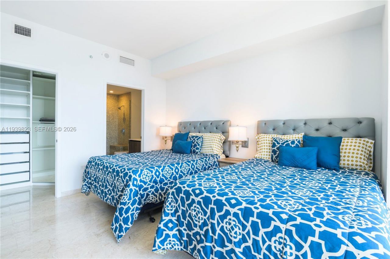 88 SW 7th St , Unit 3405, Miami, FL 33130 Photo