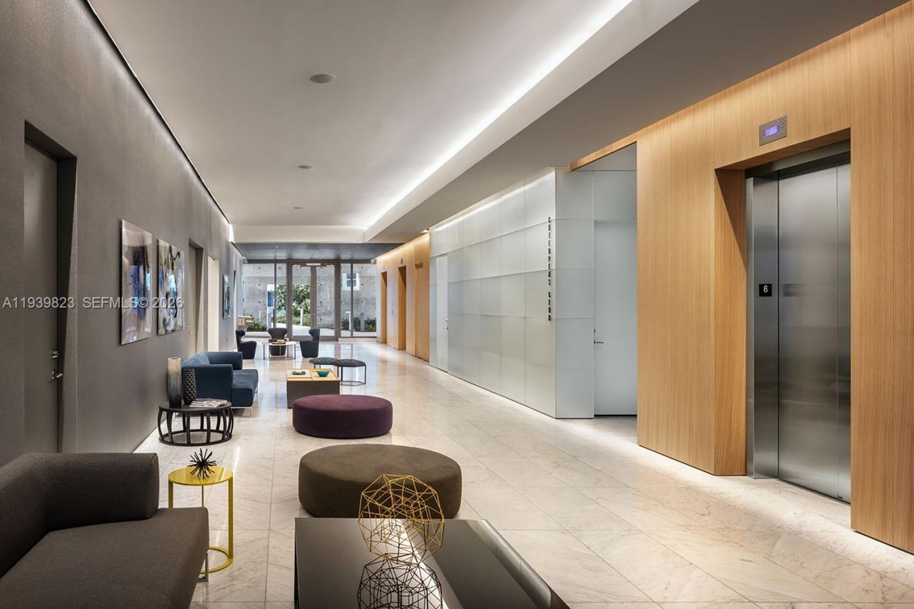 88 SW 7th St , Unit 3405, Miami, FL 33130 Photo