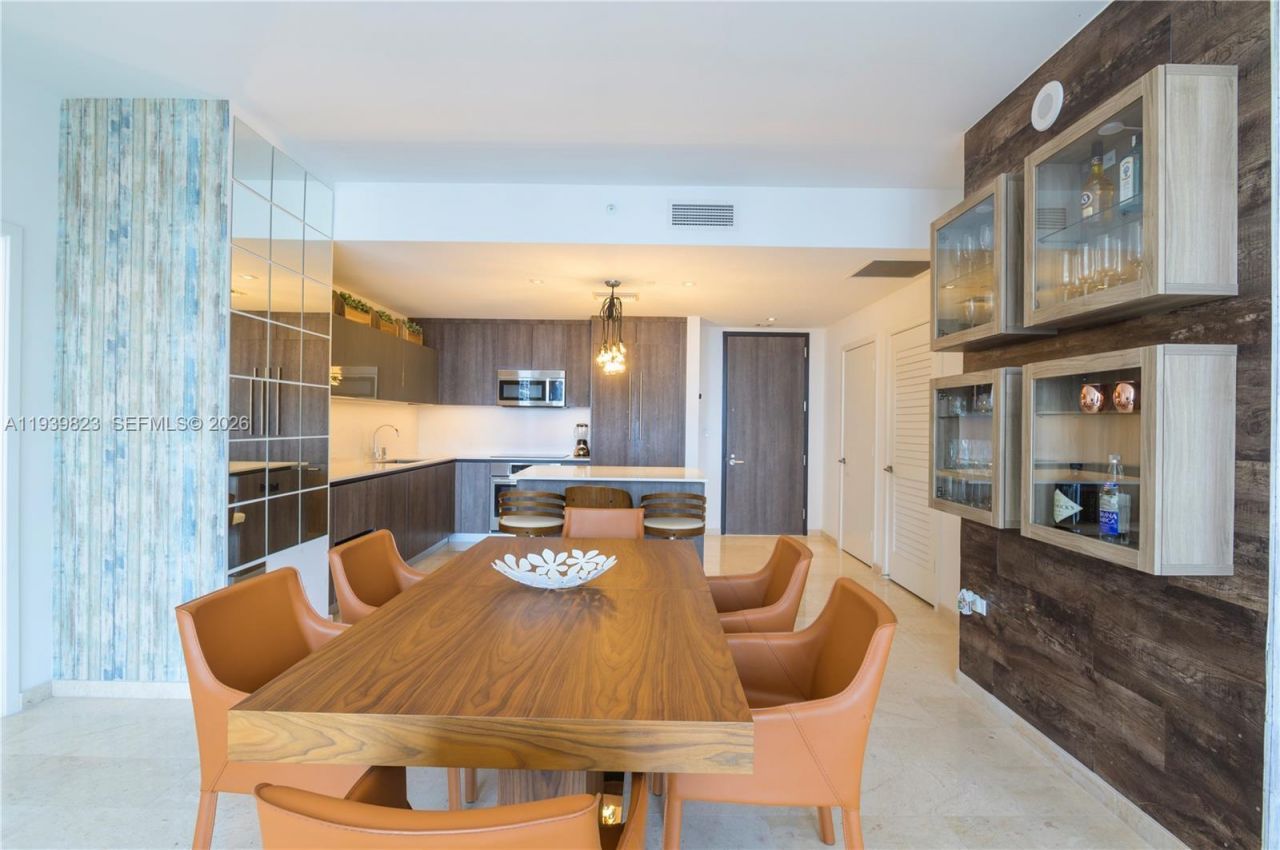 88 SW 7th St , Unit 3405, Miami, FL 33130 Photo