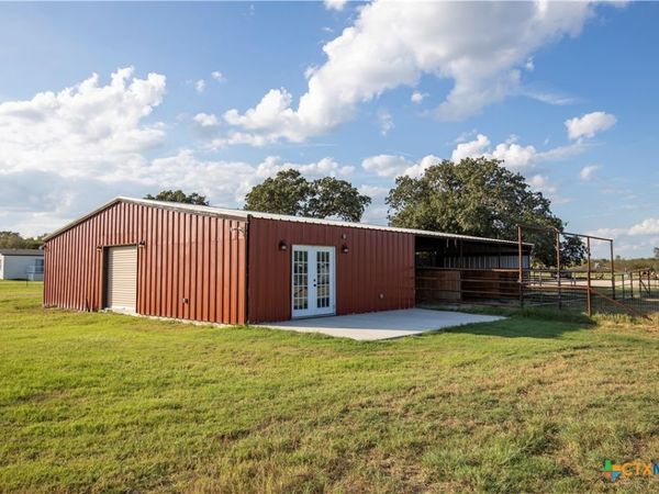 22433 Fm 2268, Holland, TX 76534