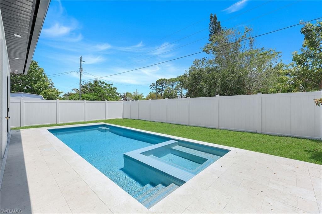1312 Trail Terrace Dr, Naples, FL 34103 Photo