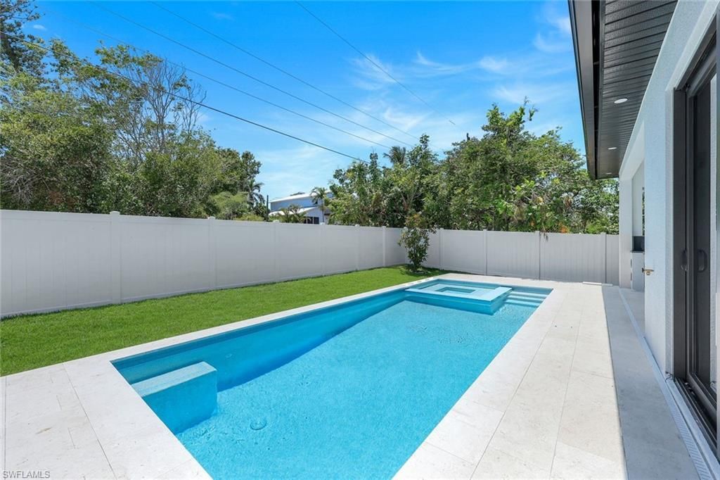 1312 Trail Terrace Dr, Naples, FL 34103 Photo