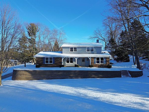 5640 S Aberdeen DRIVE, New Berlin, WI 53146