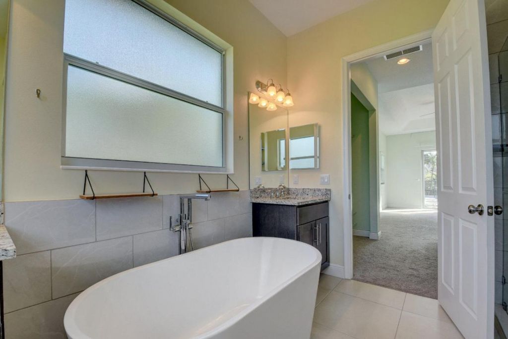 17146 70th Street N, The Acreage, FL 33470 Photo