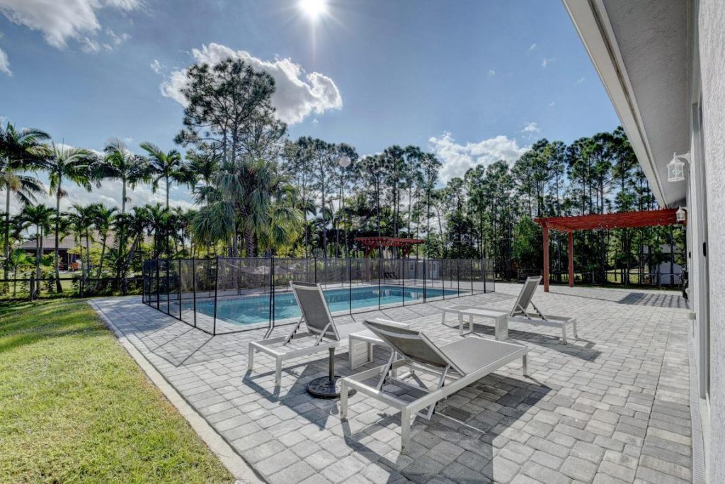 17146 70th Street N, The Acreage, FL 33470 Photo