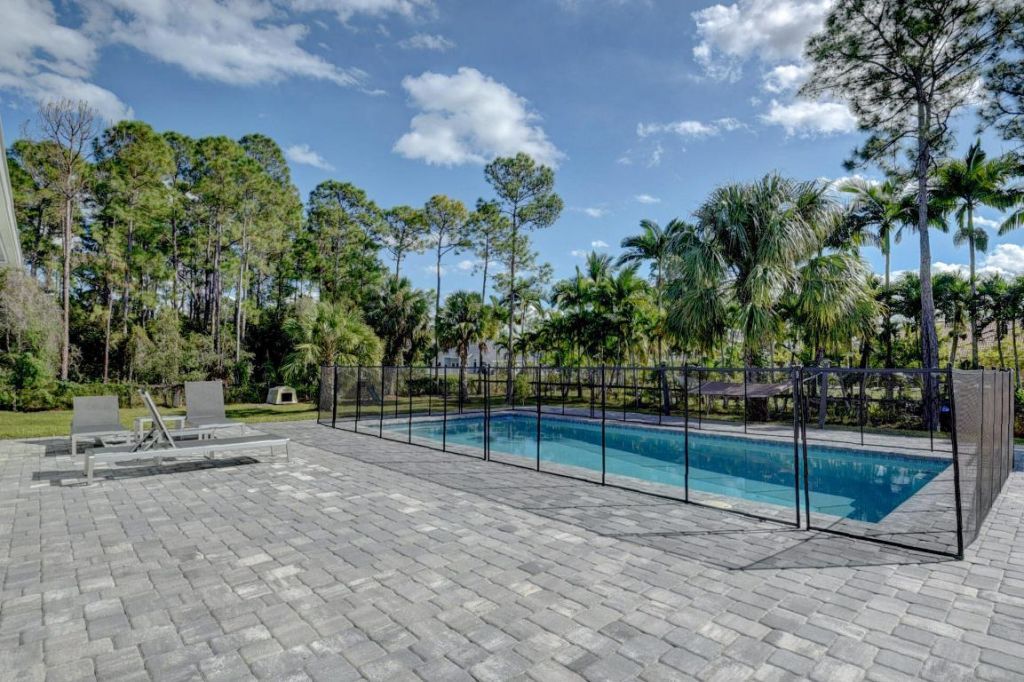 17146 70th Street N, The Acreage, FL 33470 Photo