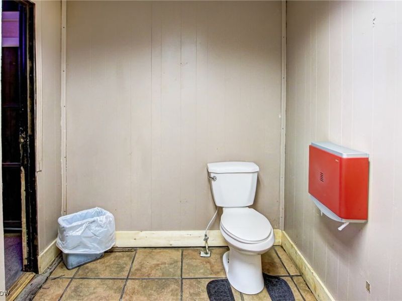 5253 Dolloff Road, Cleveland, OH 44127 Photo 39