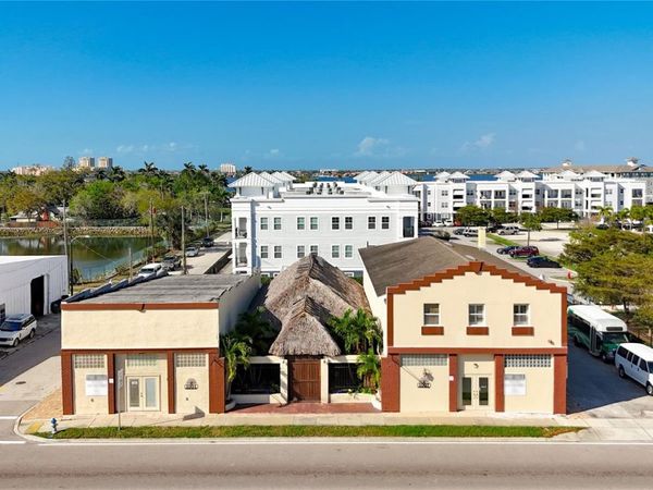 1001 & 1007 MANATEE AVENUE E, BRADENTON, FL 34208