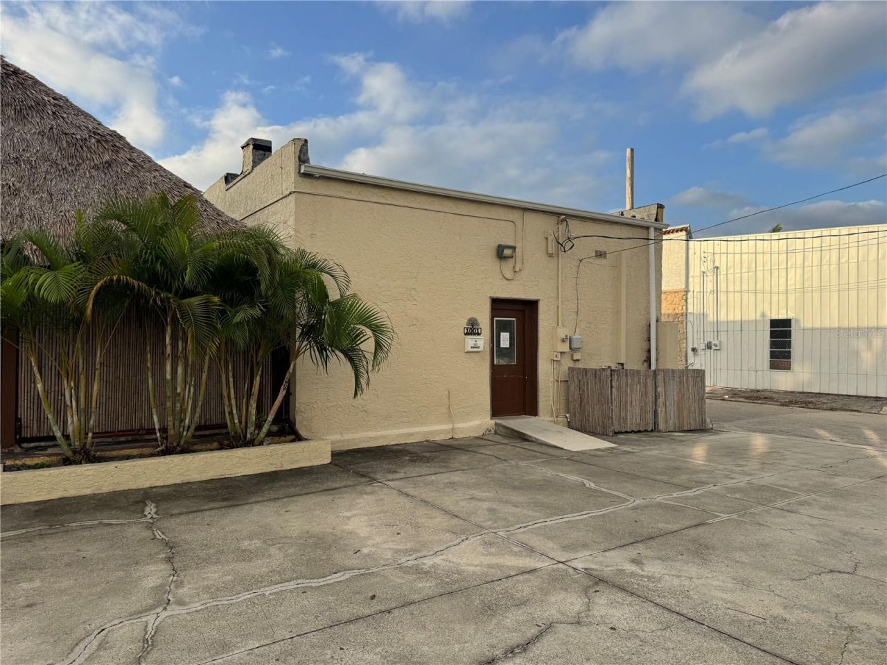 1001 & 1007 Manatee Avenue E, Bradenton, FL 34208 Photo