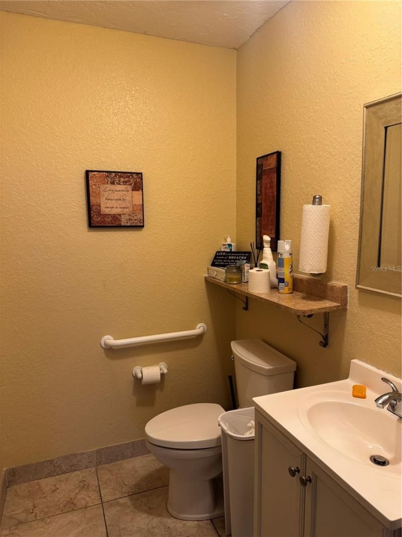 1001 & 1007 Manatee Avenue E, Bradenton, FL 34208 Photo