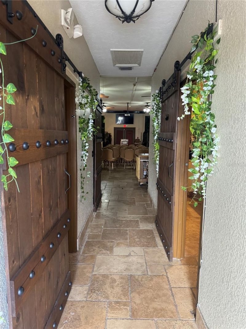 1001 & 1007 Manatee Avenue E, Bradenton, FL 34208 Photo