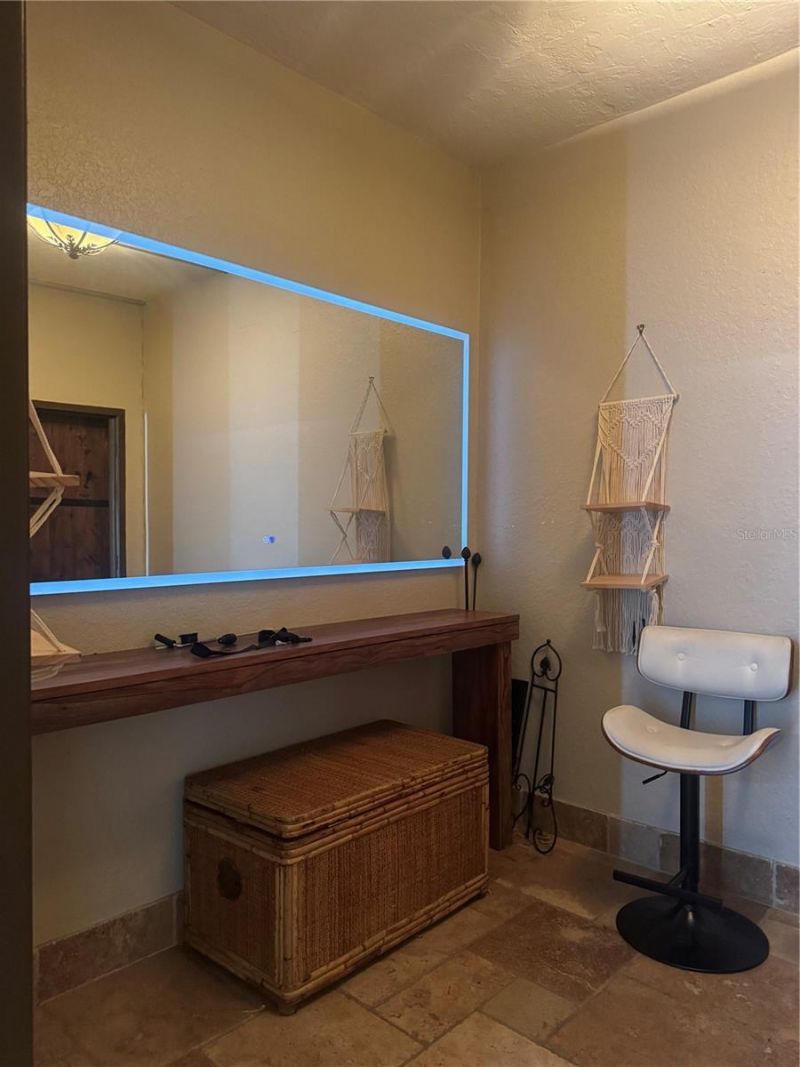 1001 & 1007 Manatee Avenue E, Bradenton, FL 34208 Photo