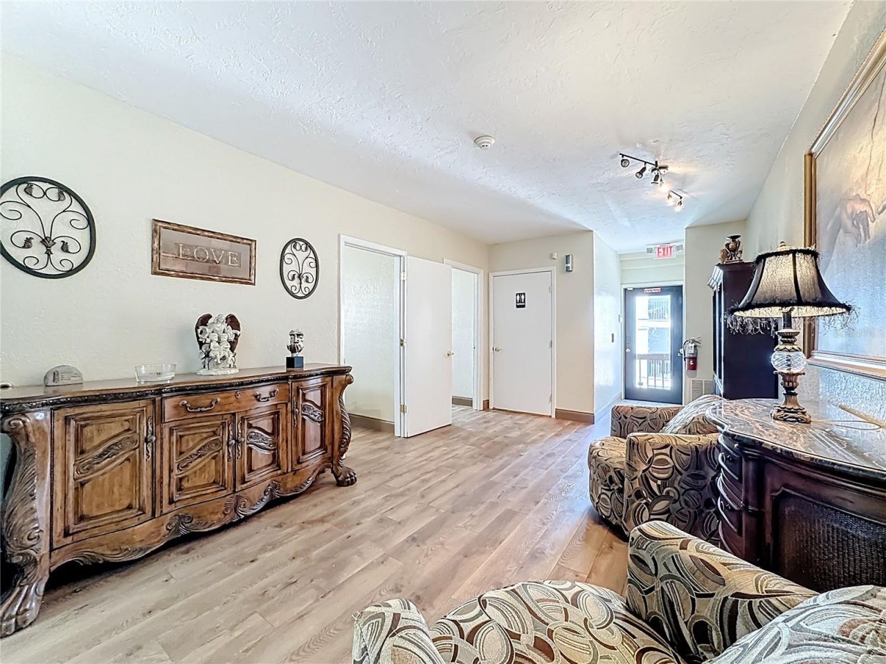 1001 & 1007 Manatee Avenue E, Bradenton, FL 34208 Photo