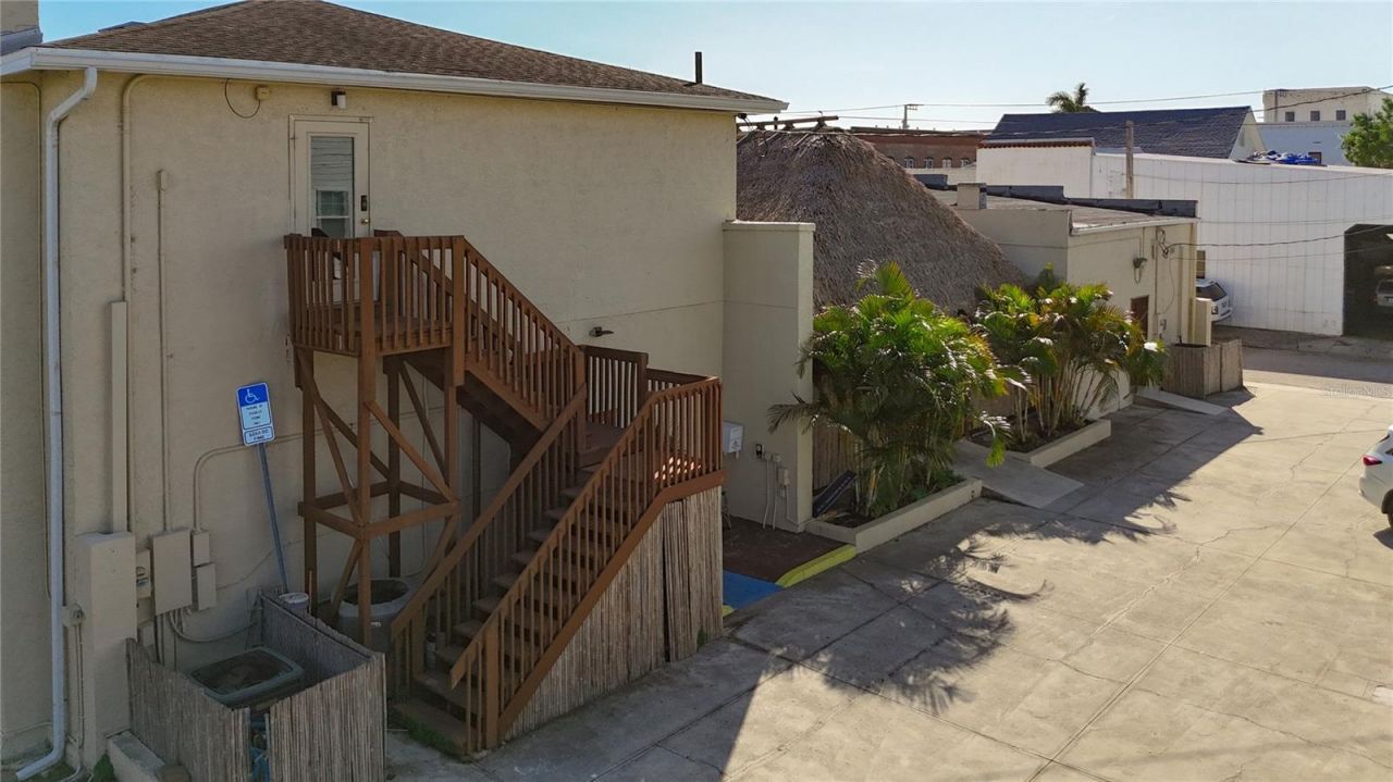 1001 & 1007 Manatee Avenue E, Bradenton, FL 34208 Photo