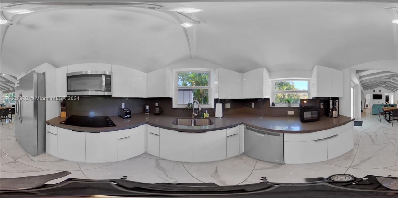 15 NE 95th St, Miami Shores, FL 33138 Photo