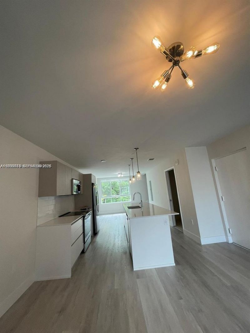 2505 NE 193rd St, Unit 4204, Aventura, FL 33180 Photo