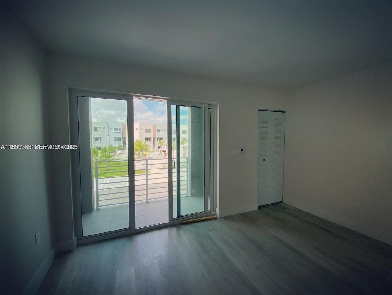 2505 NE 193rd St, Unit 4204, Aventura, FL 33180 Photo