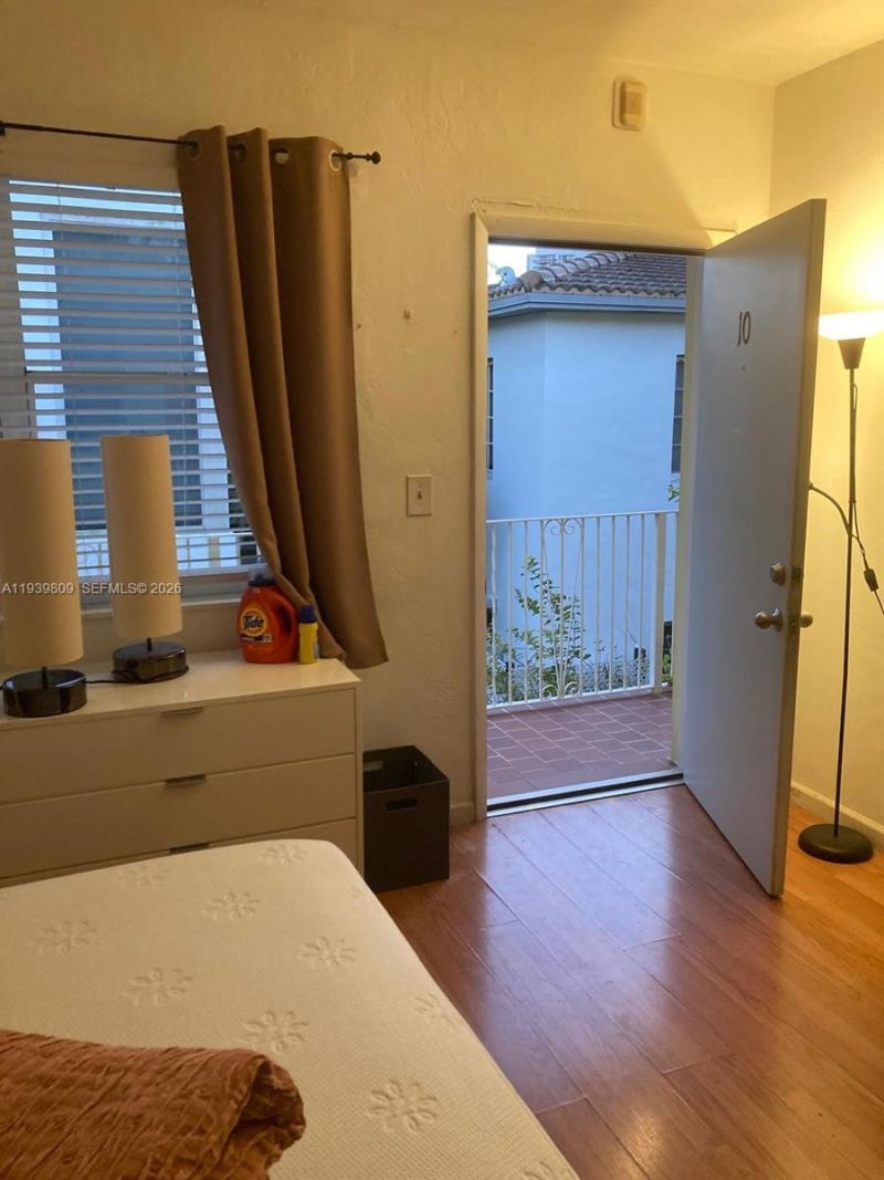 653 Michigan Ave, Unit 10, Miami Beach, FL 33139 Photo