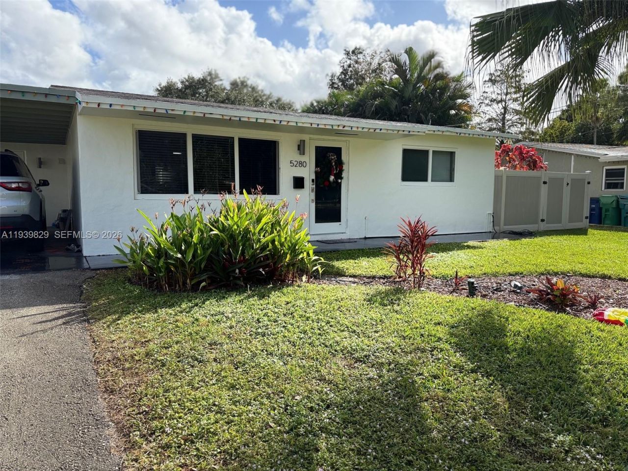 5280 SW 92nd Ter, Cooper City, FL 33328 Photo