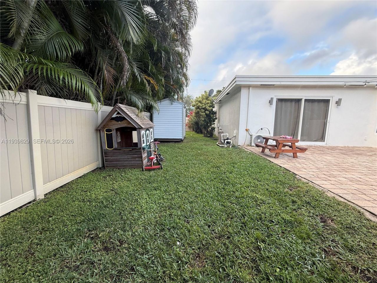 5280 SW 92nd Ter, Cooper City, FL 33328 Photo