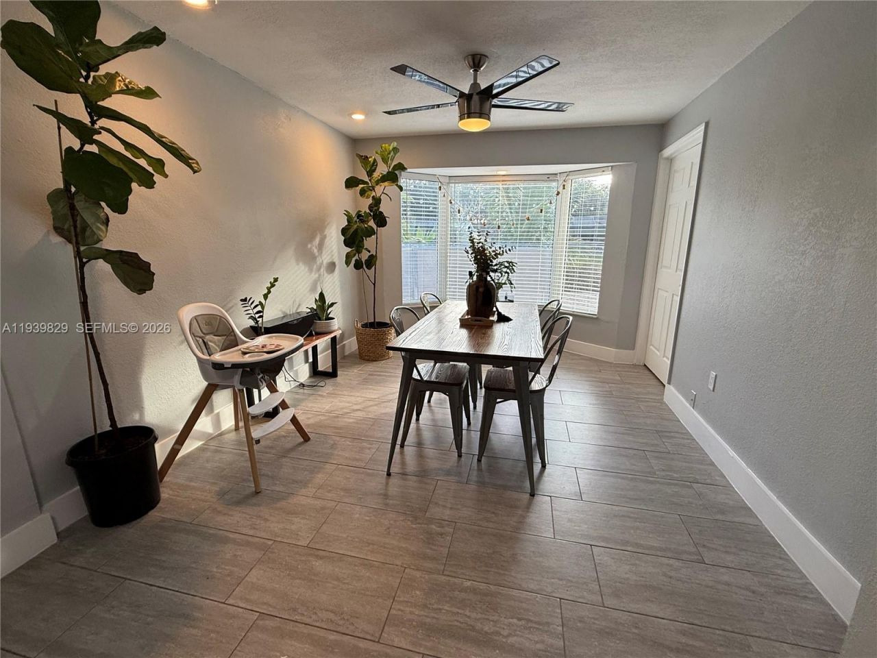 5280 SW 92nd Ter, Cooper City, FL 33328 Photo