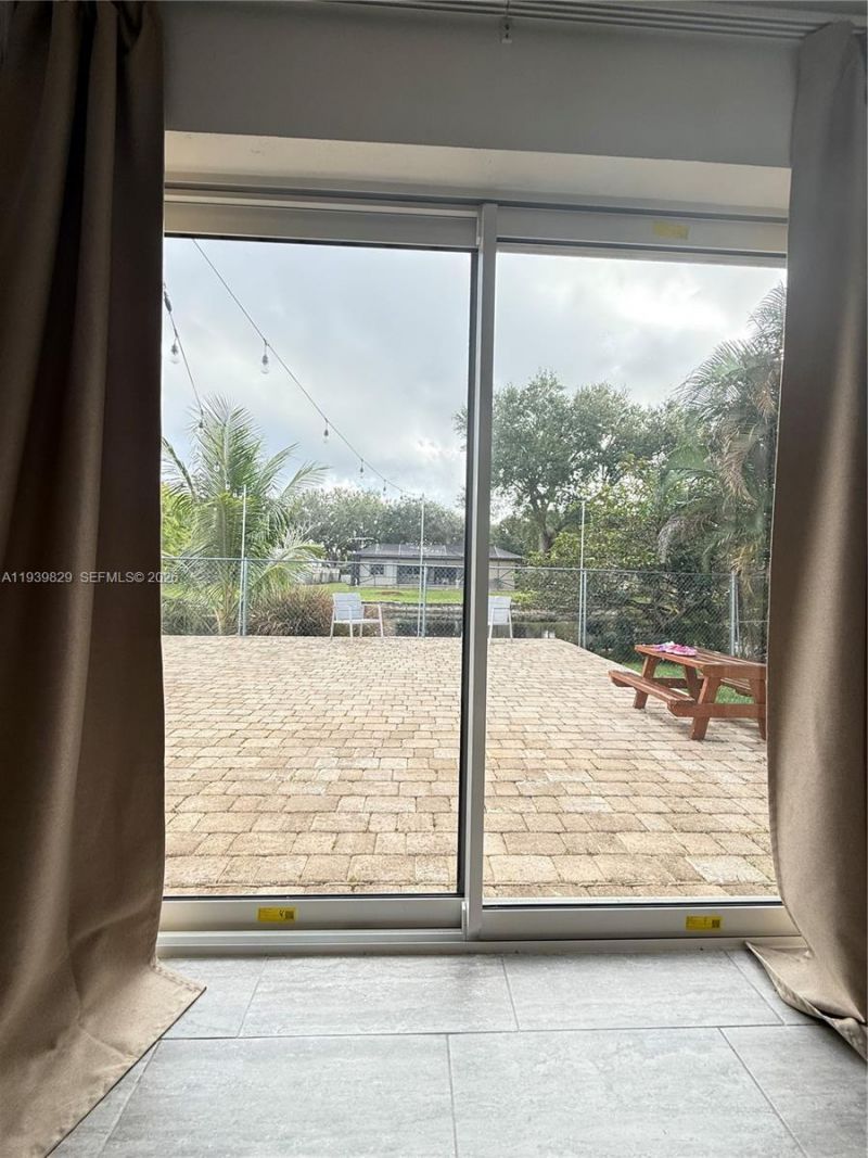 5280 SW 92nd Ter, Cooper City, FL 33328 Photo