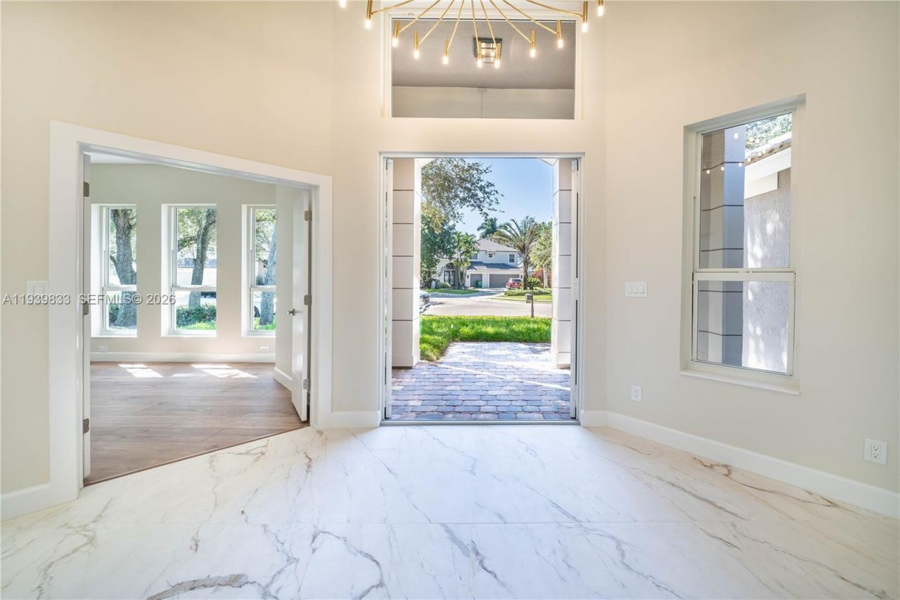 8041 Bermuda Point Ln, Davie, FL 33328 Photo