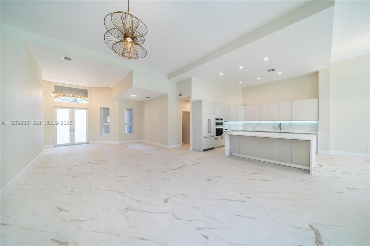 8041 Bermuda Point Ln, Davie, FL 33328 Photo