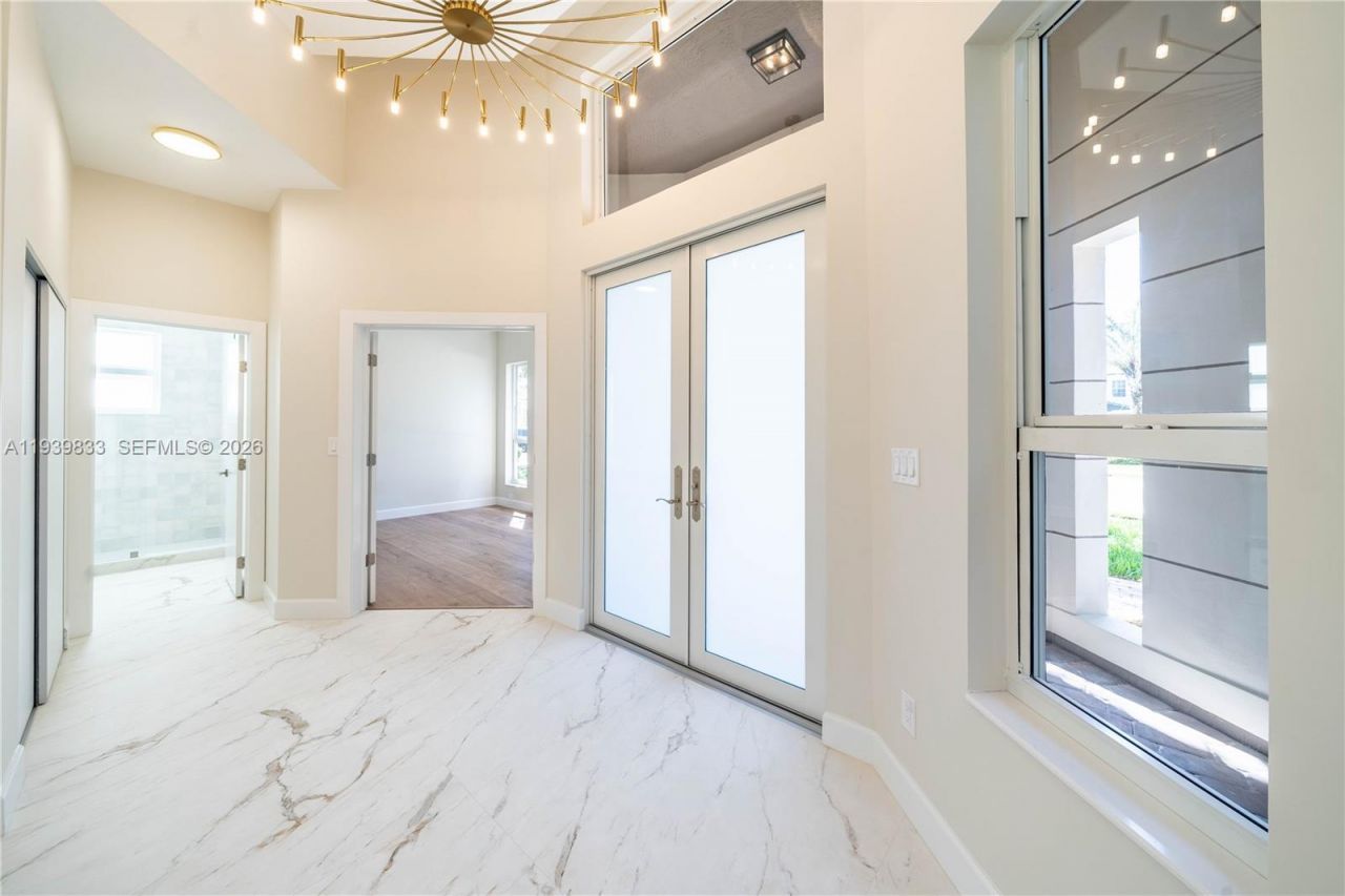 8041 Bermuda Point Ln, Davie, FL 33328 Photo