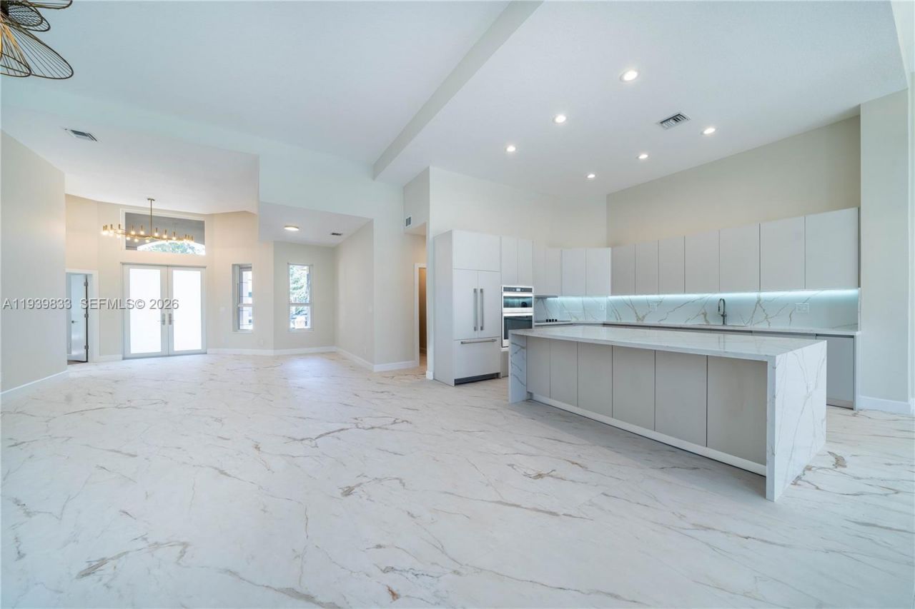 8041 Bermuda Point Ln, Davie, FL 33328 Photo