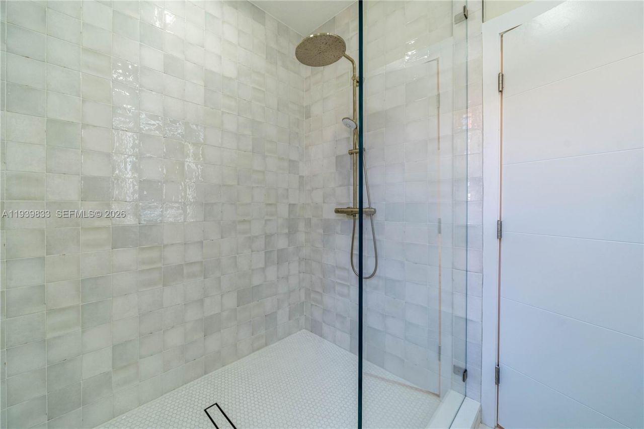 8041 Bermuda Point Ln, Davie, FL 33328 Photo