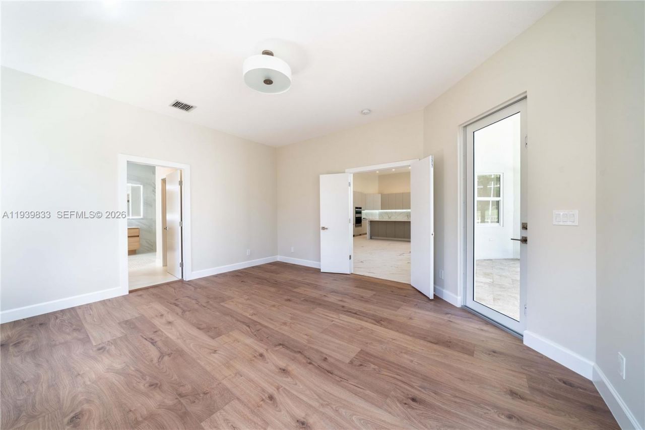 8041 Bermuda Point Ln, Davie, FL 33328 Photo