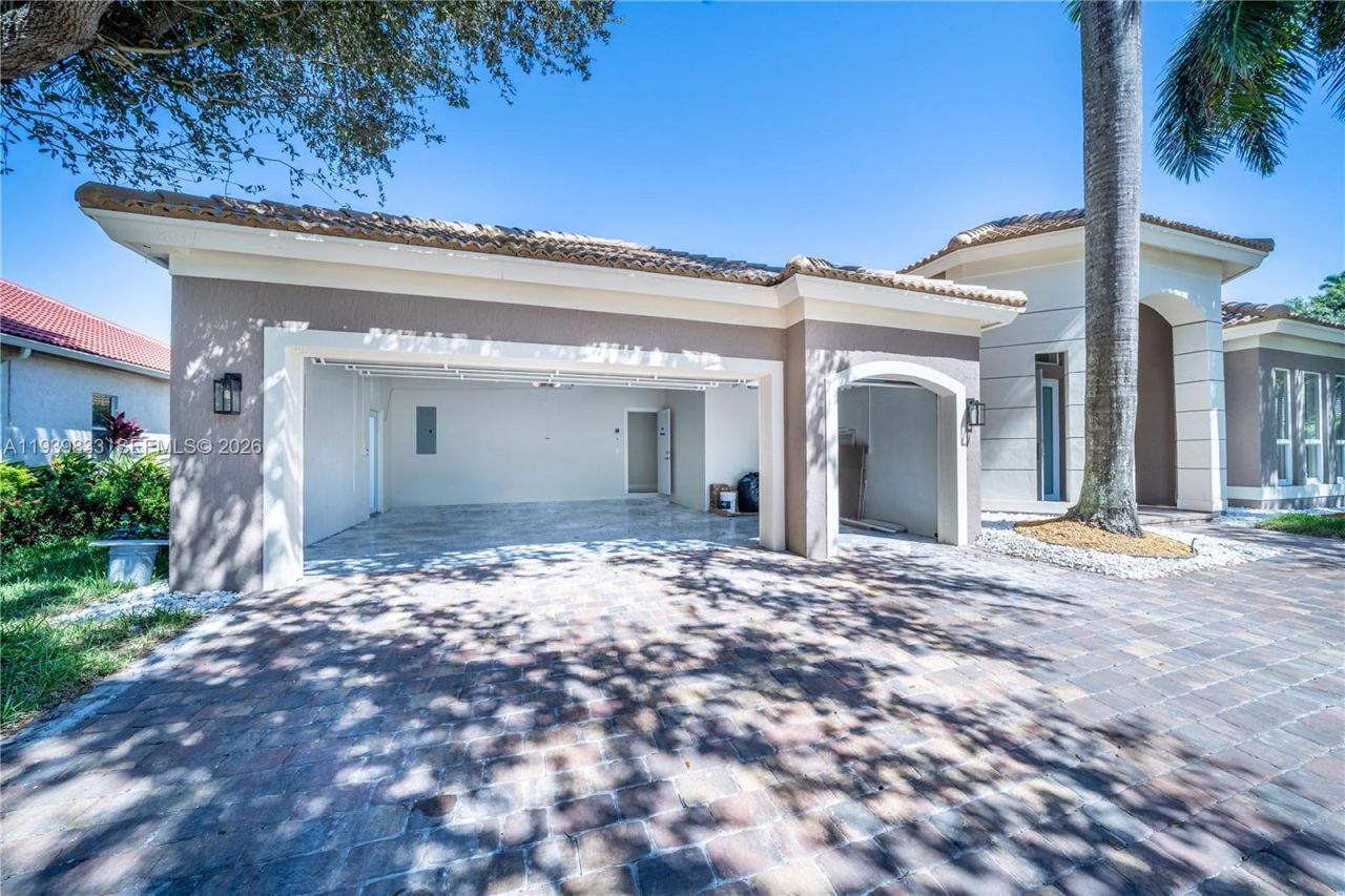 8041 Bermuda Point Ln, Davie, FL 33328 Photo