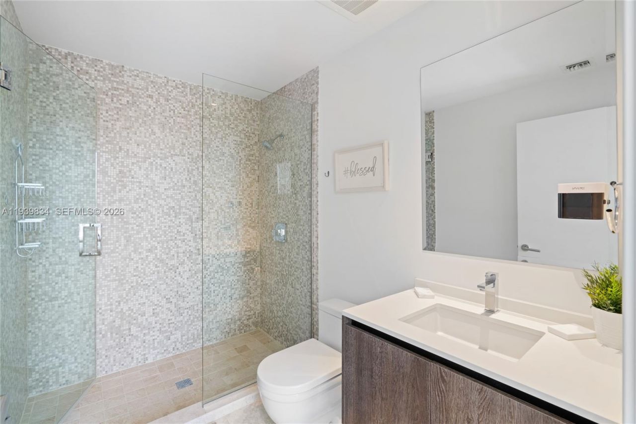 88 SW 7 Street , Unit 3403, Miami, FL 33130 Photo