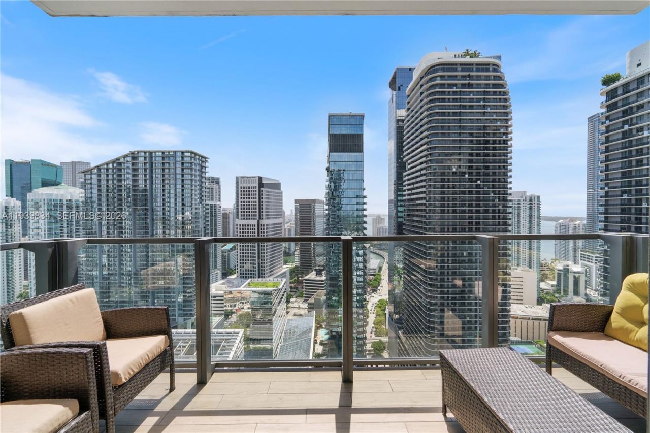 88 SW 7 Street , Unit 3403, Miami, FL 33130 Photo