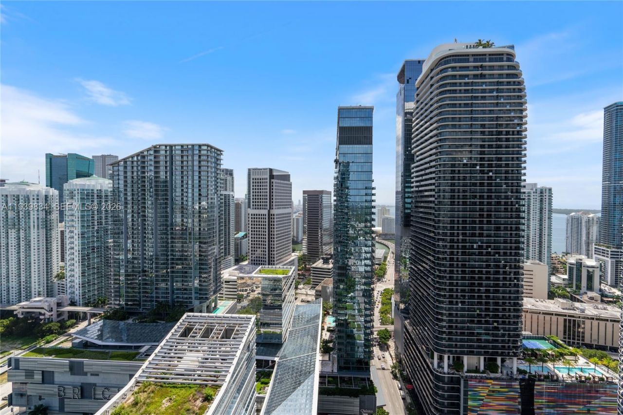 88 SW 7 Street , Unit 3403, Miami, FL 33130 Photo