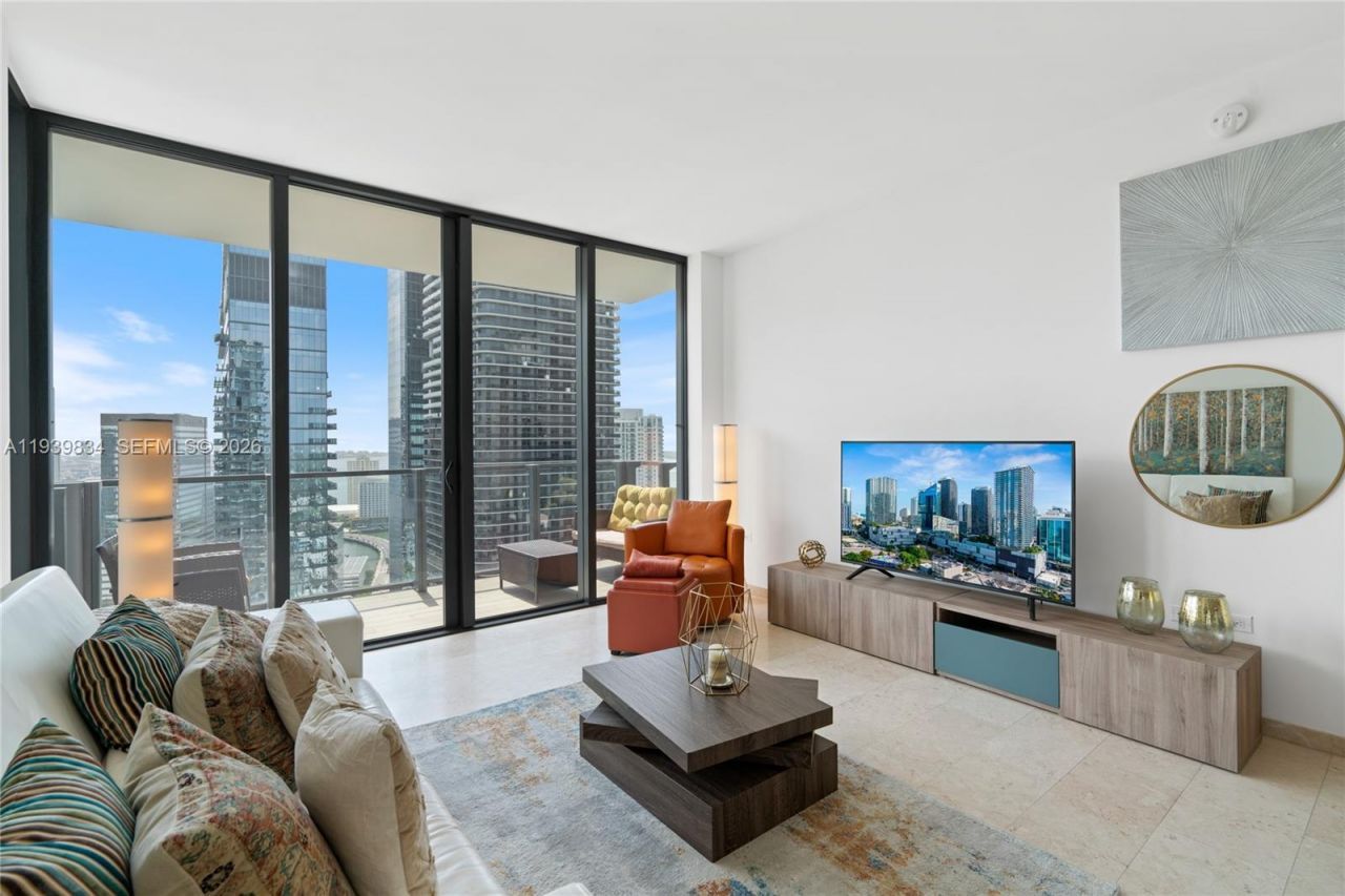 88 SW 7 Street , Unit 3403, Miami, FL 33130 Photo