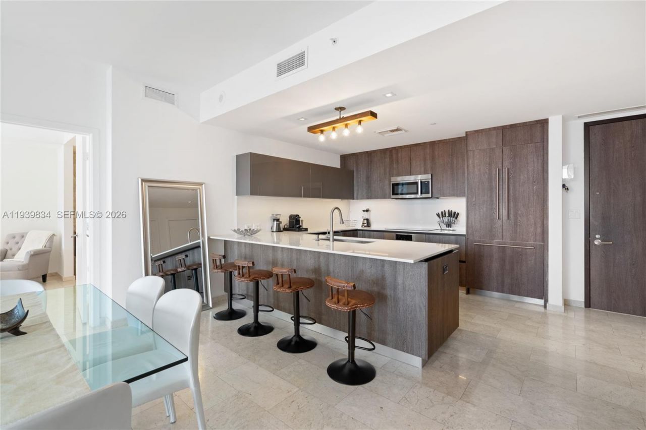88 SW 7 Street , Unit 3403, Miami, FL 33130 Photo