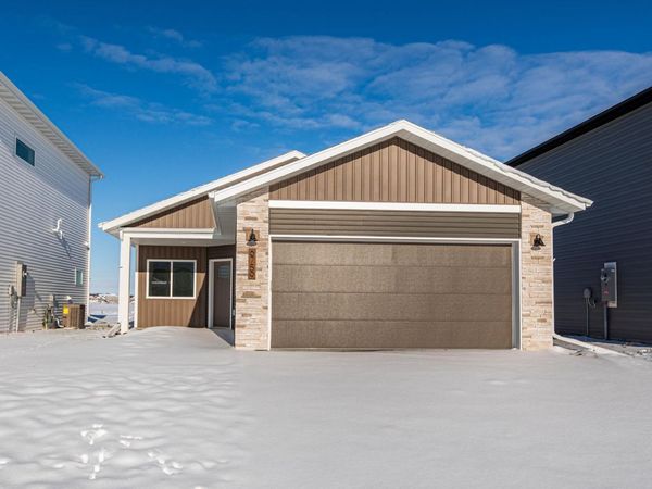 6759 66th Avenue S, Horace, ND 58047